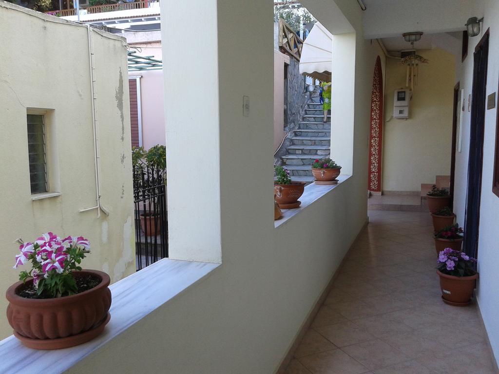 Pansion Nikos Apartment Patitiri  Exterior photo